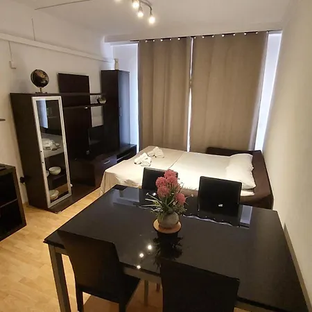 Apartment Vistabella, Terraza Y Piscinas, 4pax, Fuengirola